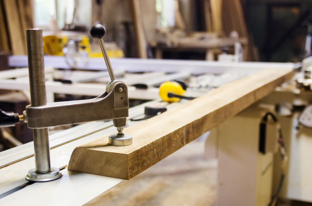 Ordnung und Sicherheit am Arbeitsplatz mit der richtigen Werkbank